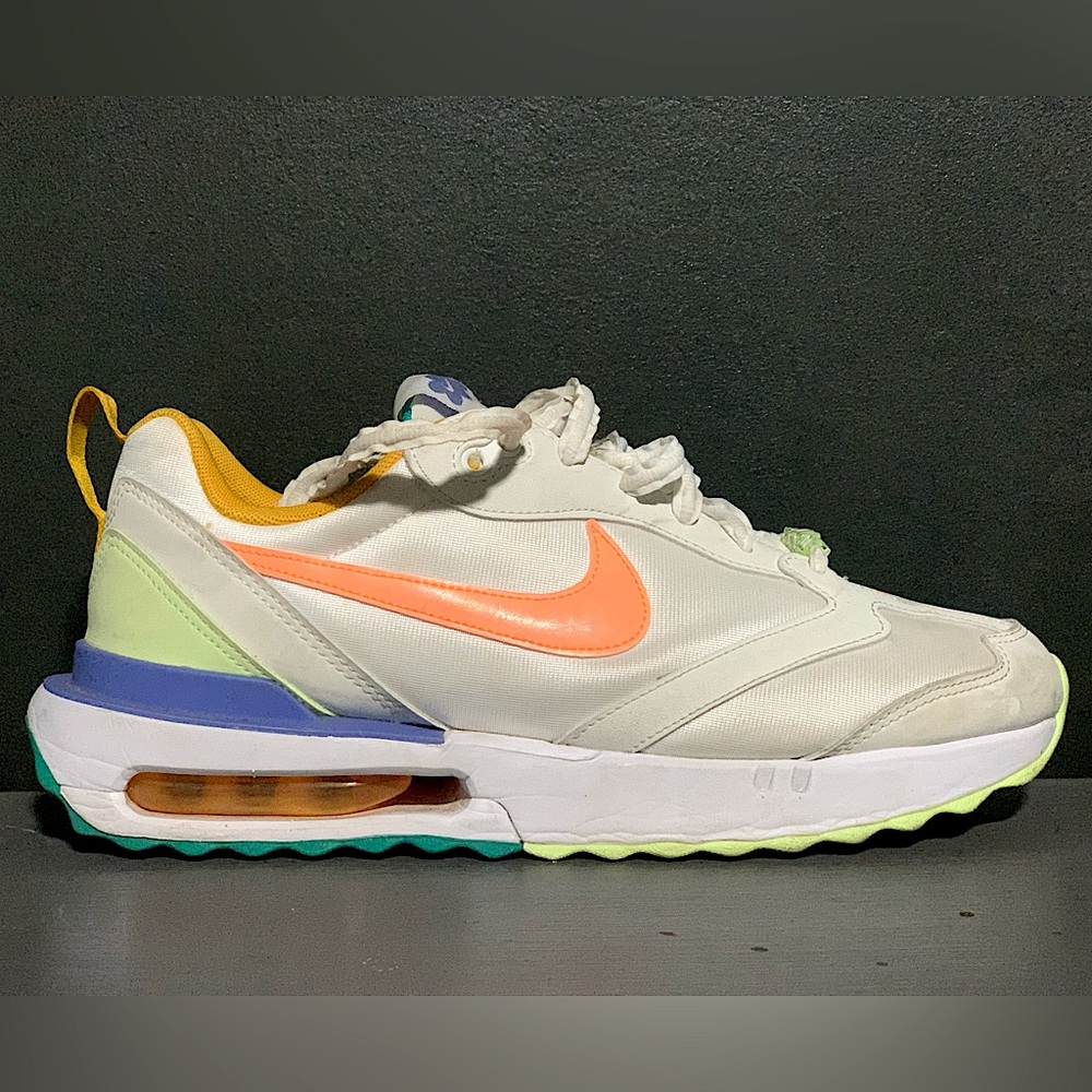 Nike air max “dawn” peach cream multicolor women’s sneakers size 10
